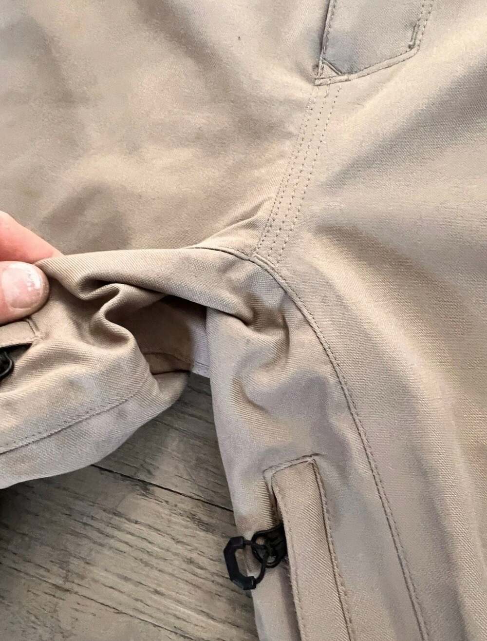 Volcom Winter Snowboard Ski Pants 15,000mm Lined Brown men’s size Small - Picture 3 of 9